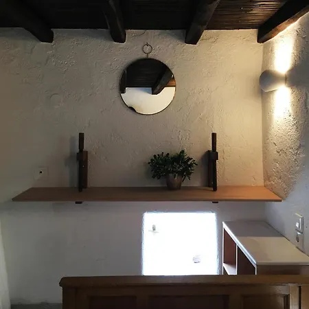 Detached Stone House Near The Ano Mera