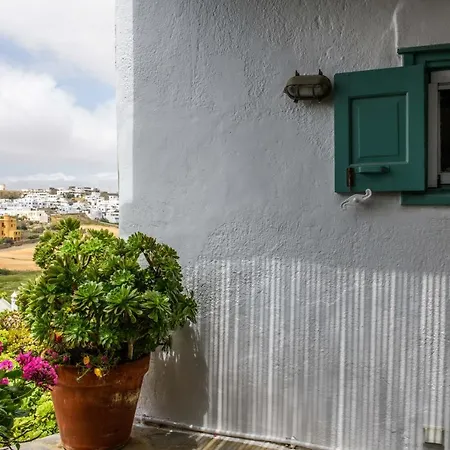 Detached Stone House Near The Ano Mera