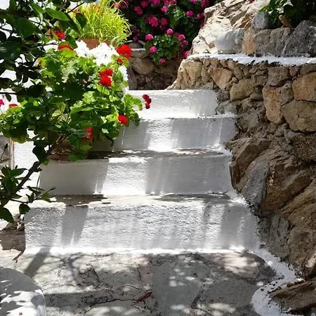 Βίλα Detached Stone House Near The *